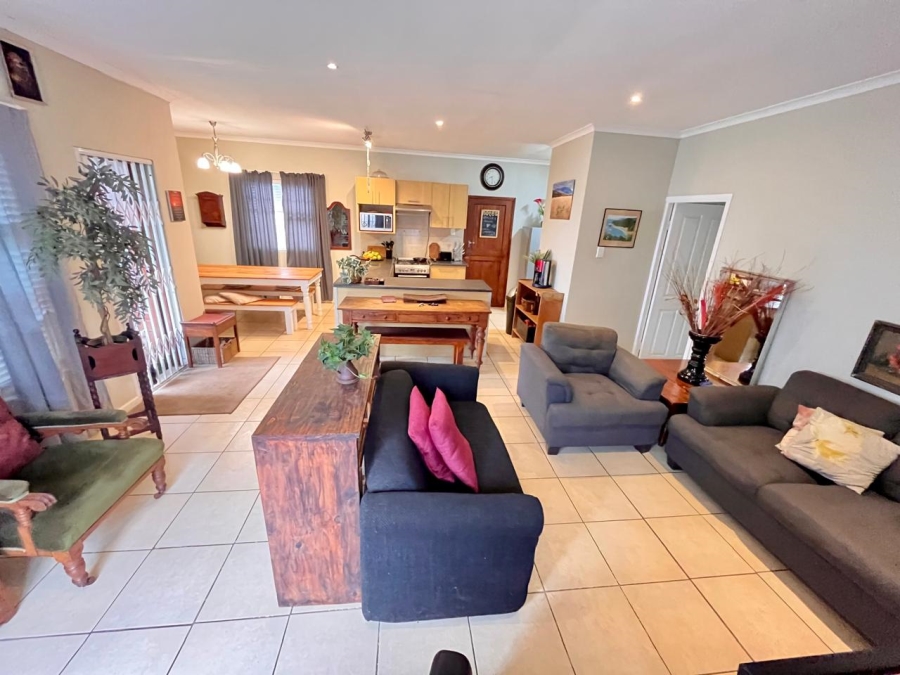 3 Bedroom Property for Sale in Gonubie Eastern Cape